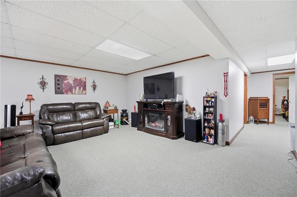 820 SW BENJAMIN Circle — photo 23