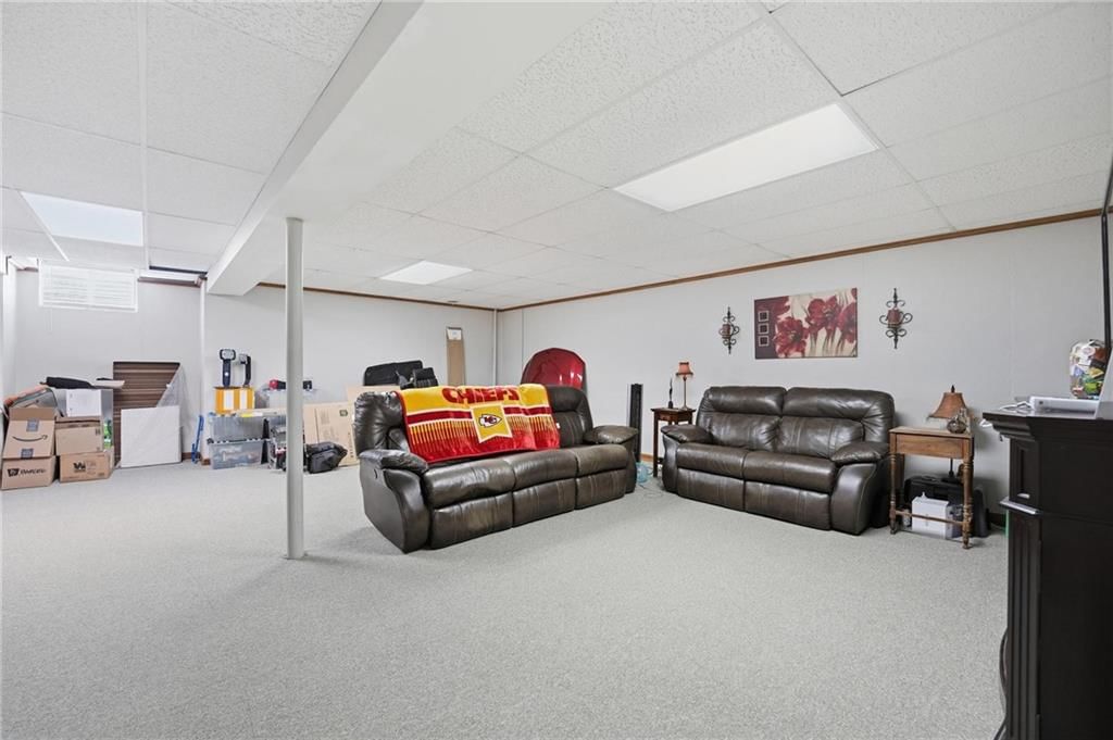 820 SW BENJAMIN Circle — photo 25