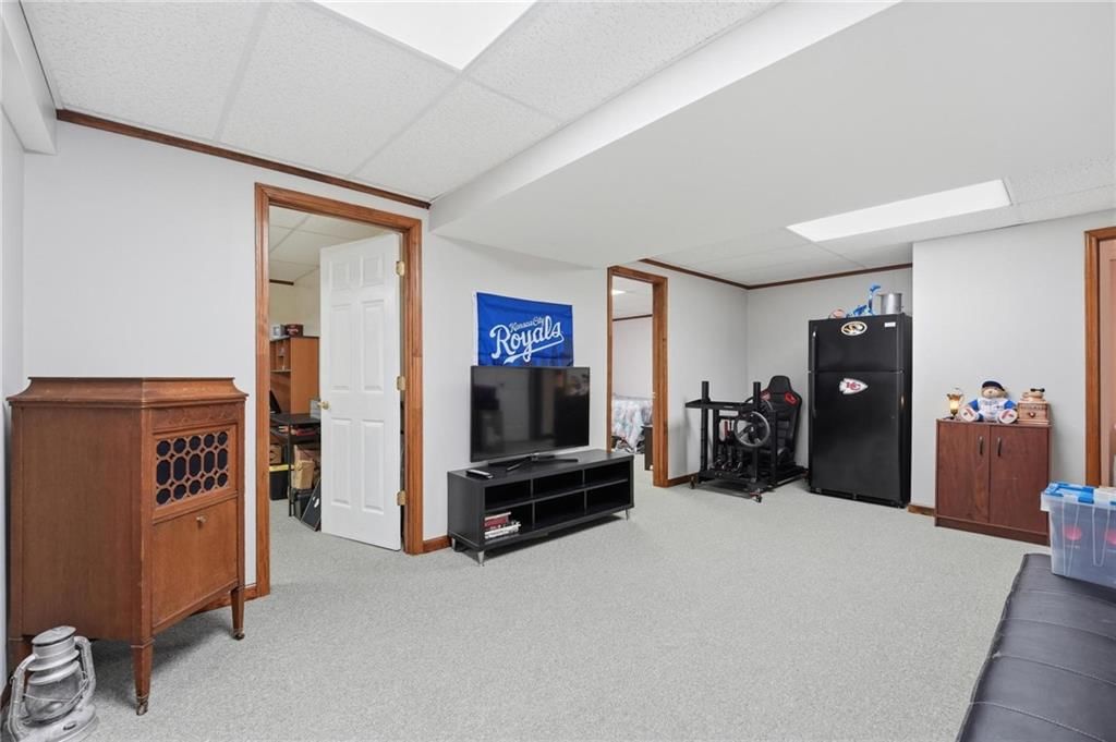 820 SW BENJAMIN Circle — photo 26