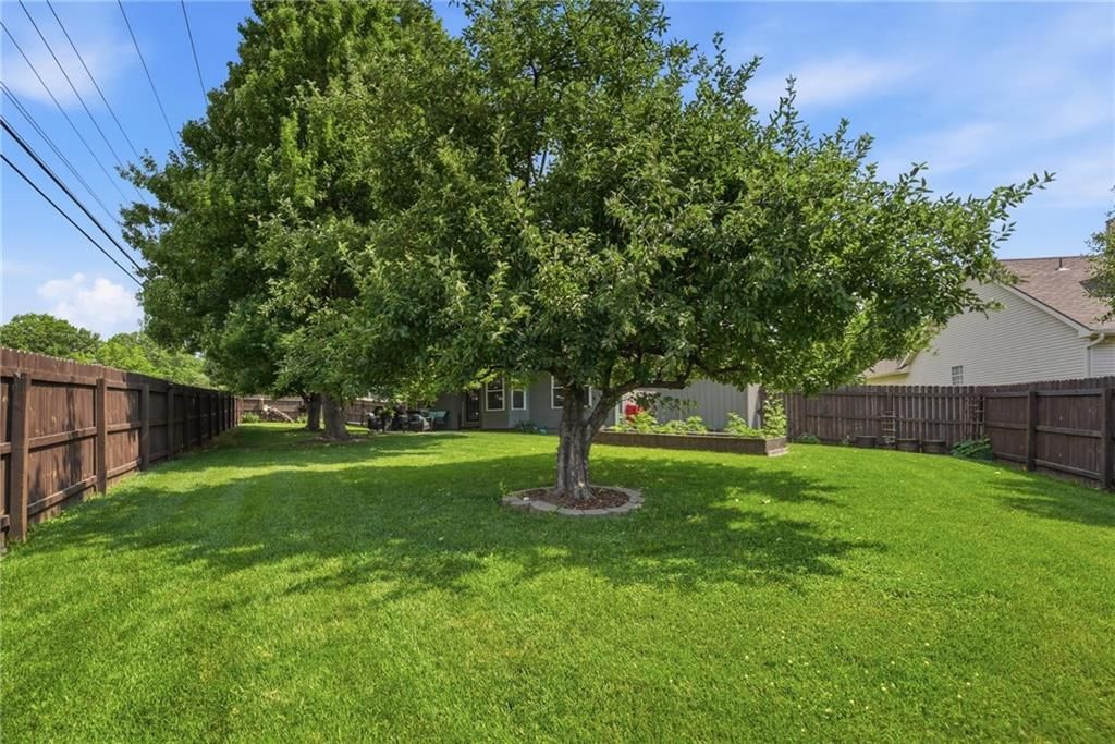 820 SW BENJAMIN Circle — photo 35