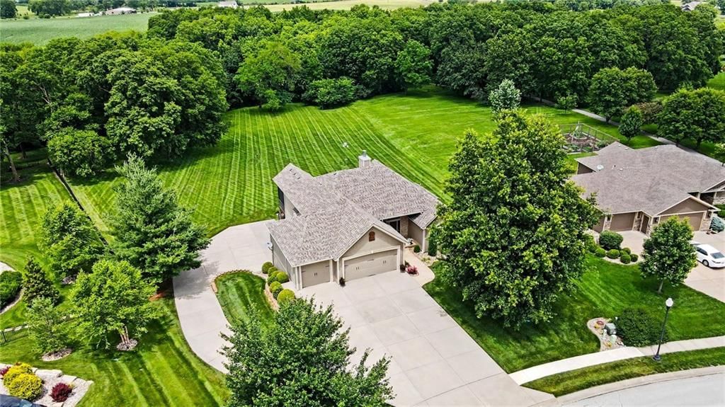 6626 NE 134th Terrace, Smithville, MO