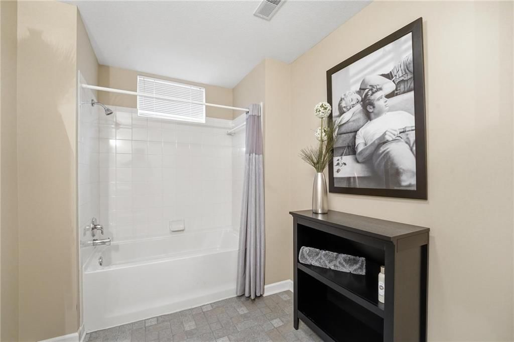 812 SW Nautica Court — photo 29