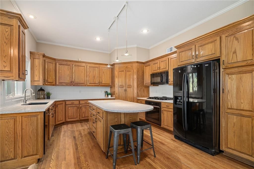 7562 Legler Street — photo 12