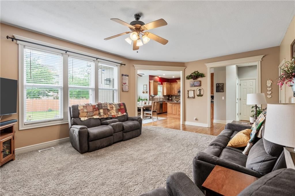 15337 S Greenwood Street — photo 17