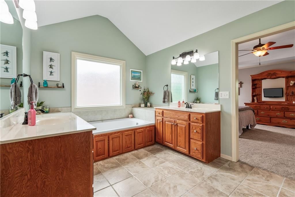 15337 S Greenwood Street — photo 22