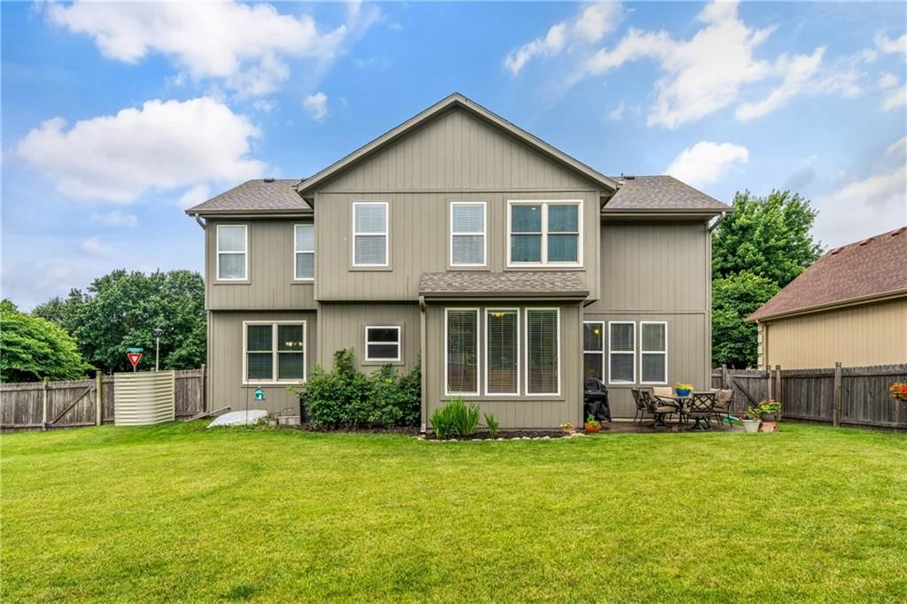 15337 S Greenwood Street — photo 33