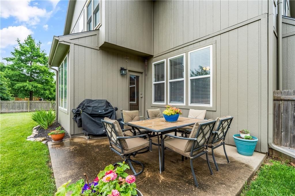 15337 S Greenwood Street — photo 36