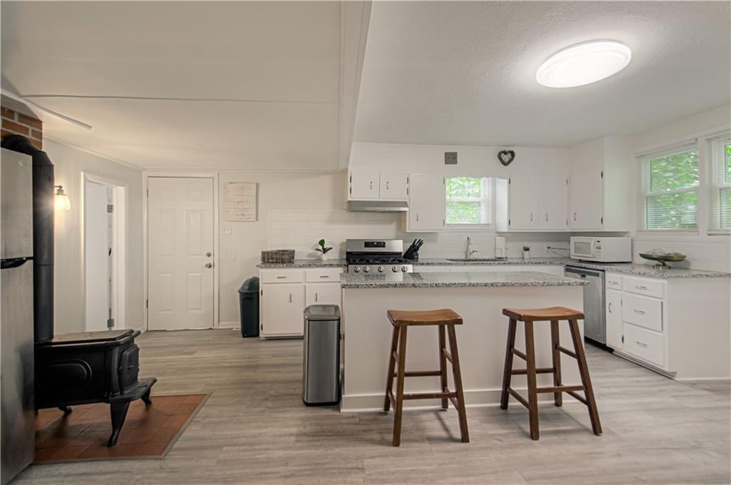 1801 S Broadway Street — photo 9