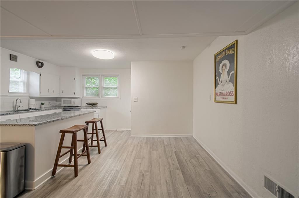 1801 S Broadway Street — photo 11