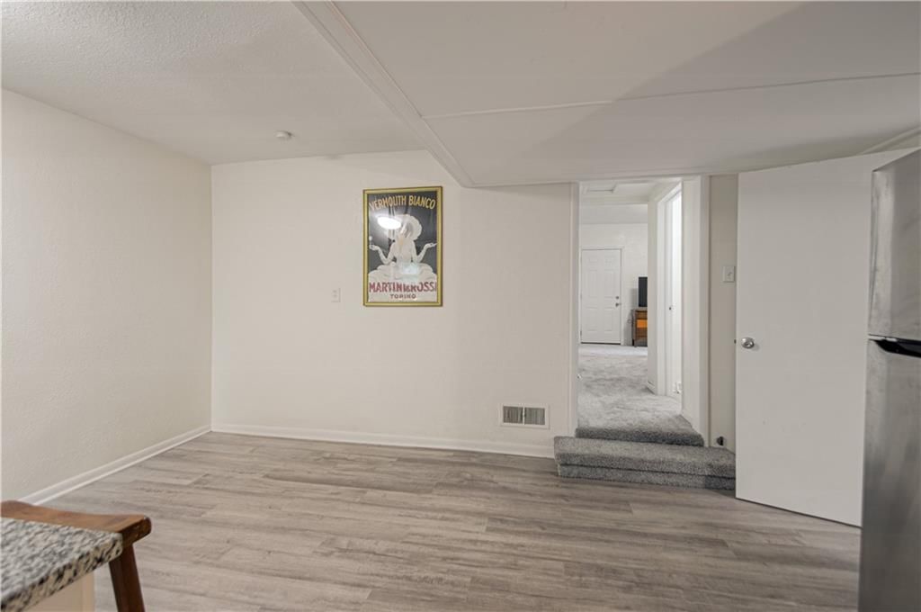 1801 S Broadway Street — photo 12