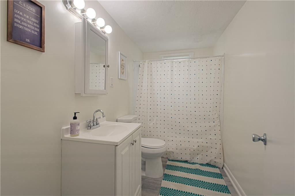 1801 S Broadway Street — photo 14