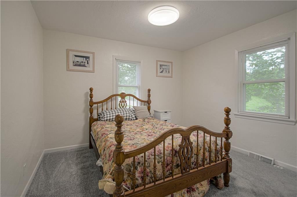 1801 S Broadway Street — photo 15