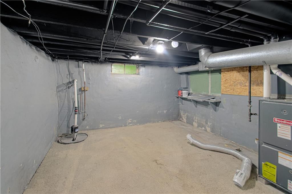 1801 S Broadway Street — photo 25