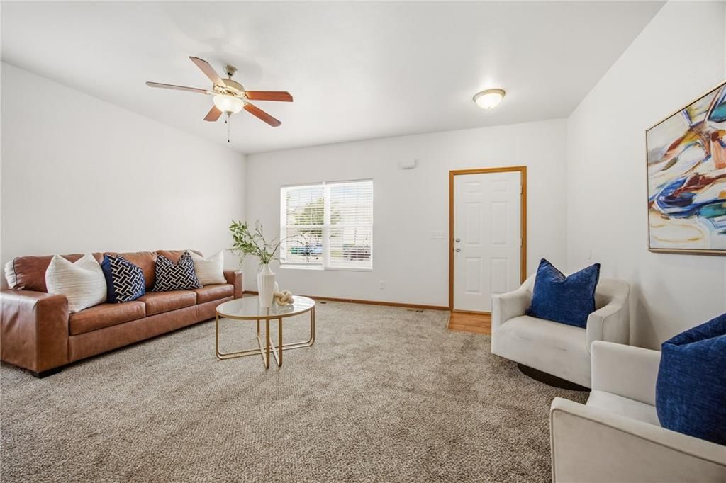 10351 Sloan Avenue — photo 6