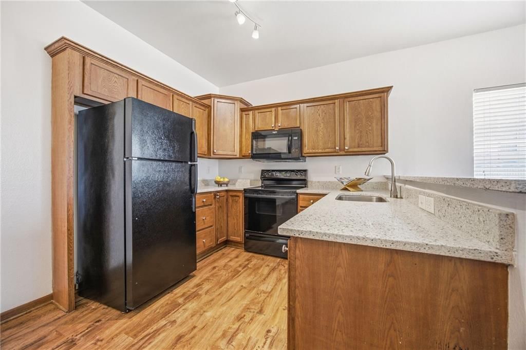 10351 Sloan Avenue — photo 7