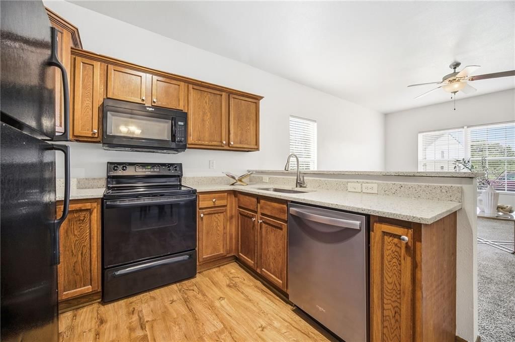 10351 Sloan Avenue — photo 8