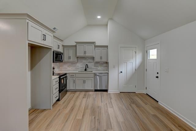 709 N Pearl Street — photo 12