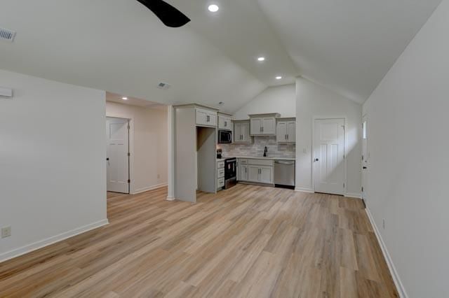 709 N Pearl Street — photo 13