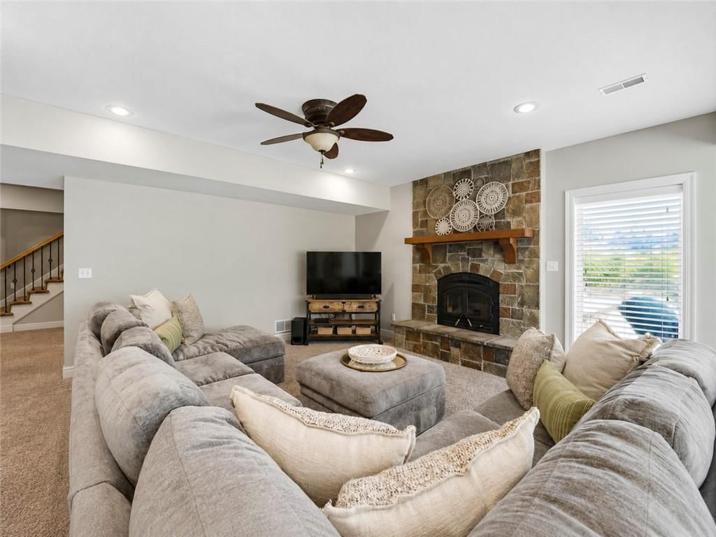 24407 Woodland Circle — photo 29
