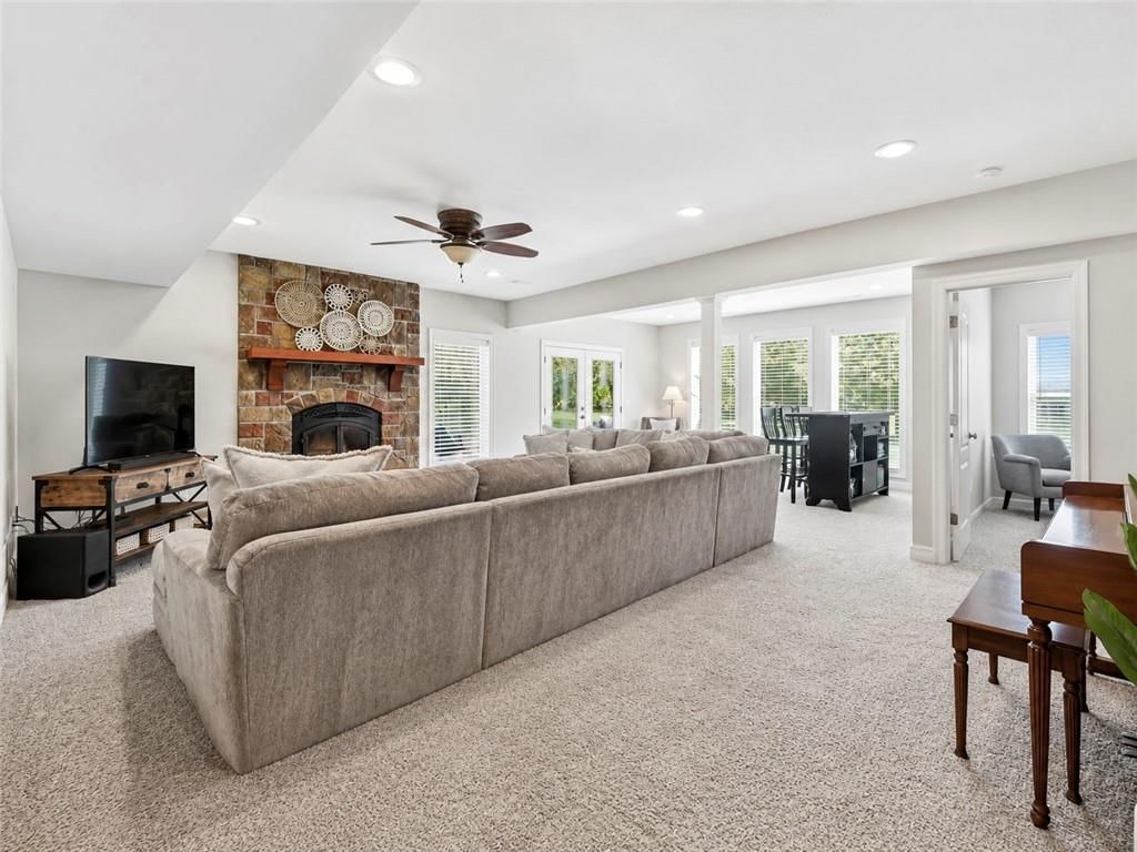 24407 Woodland Circle — photo 31