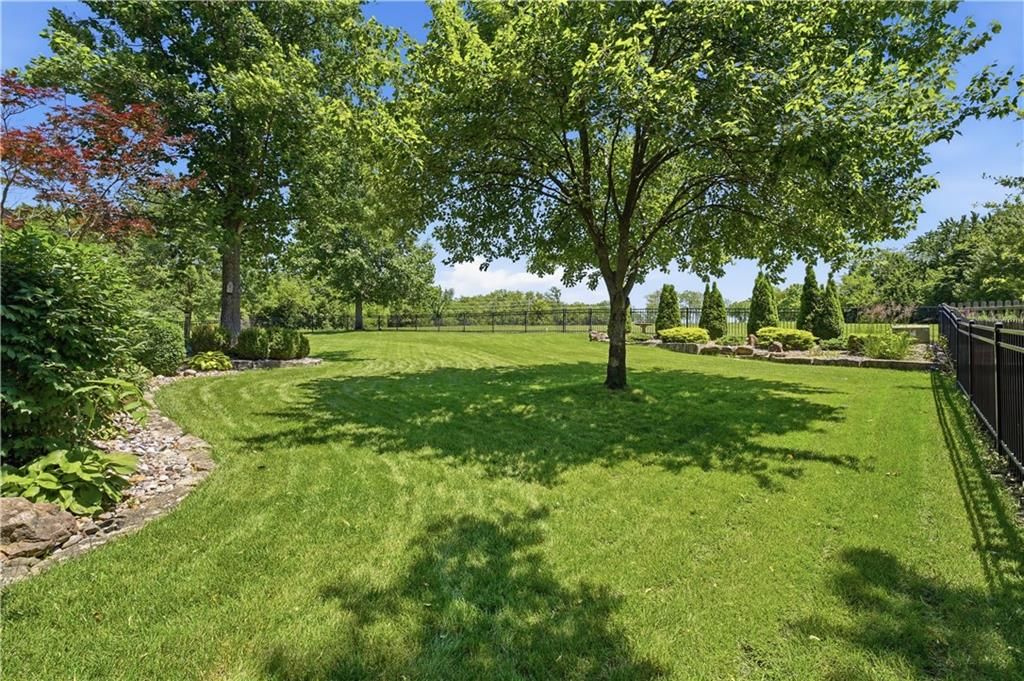 579 N Winnebago Drive — photo 4
