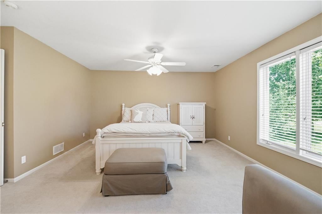 579 N Winnebago Drive — photo 42