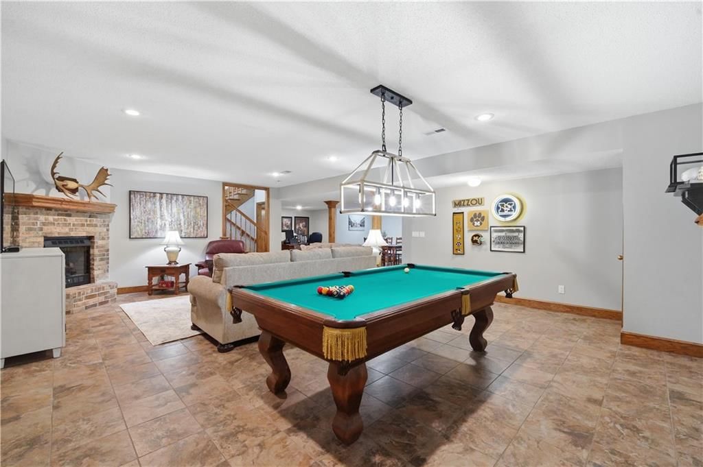 579 N Winnebago Drive — photo 48