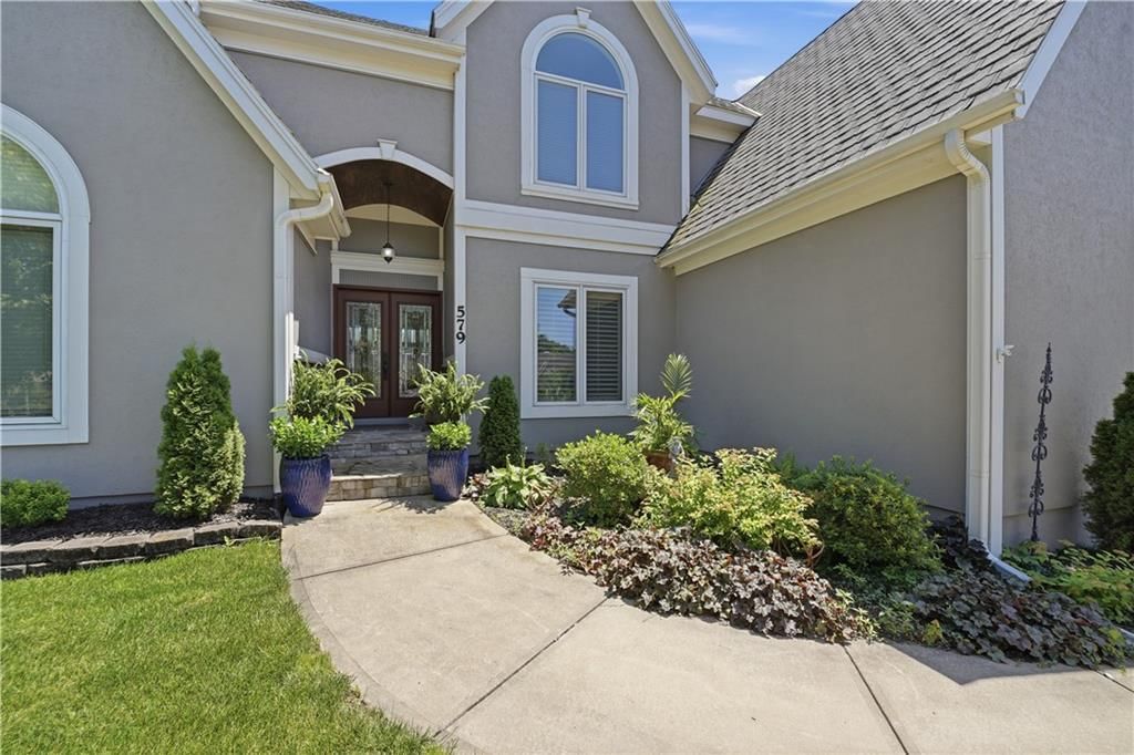 579 N Winnebago Drive — photo 51