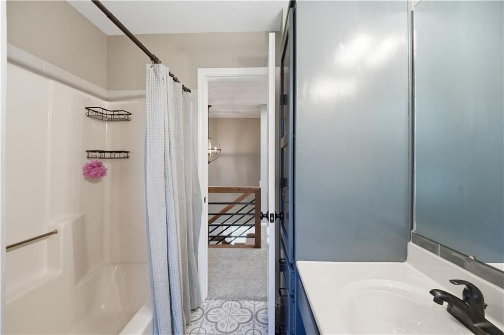 1390 N 550th Road — photo 33