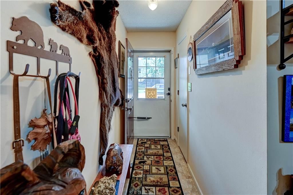 18008 E WHITNEY Road — photo 2
