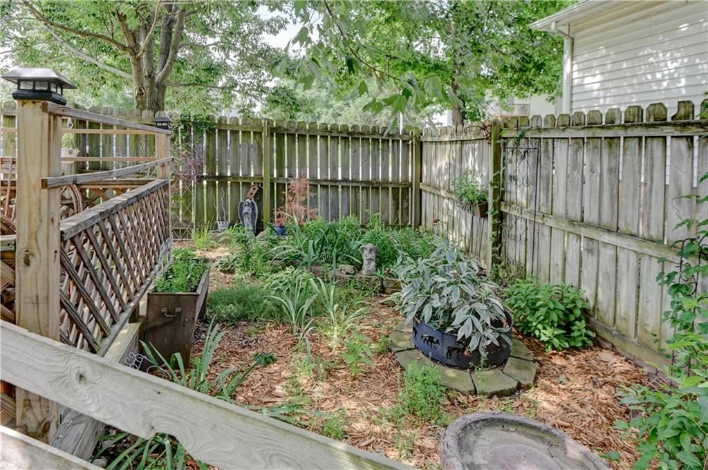 18008 E WHITNEY Road — photo 31