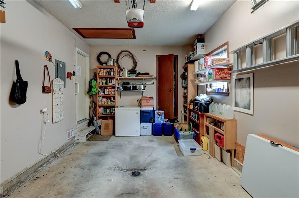 18008 E WHITNEY Road — photo 36