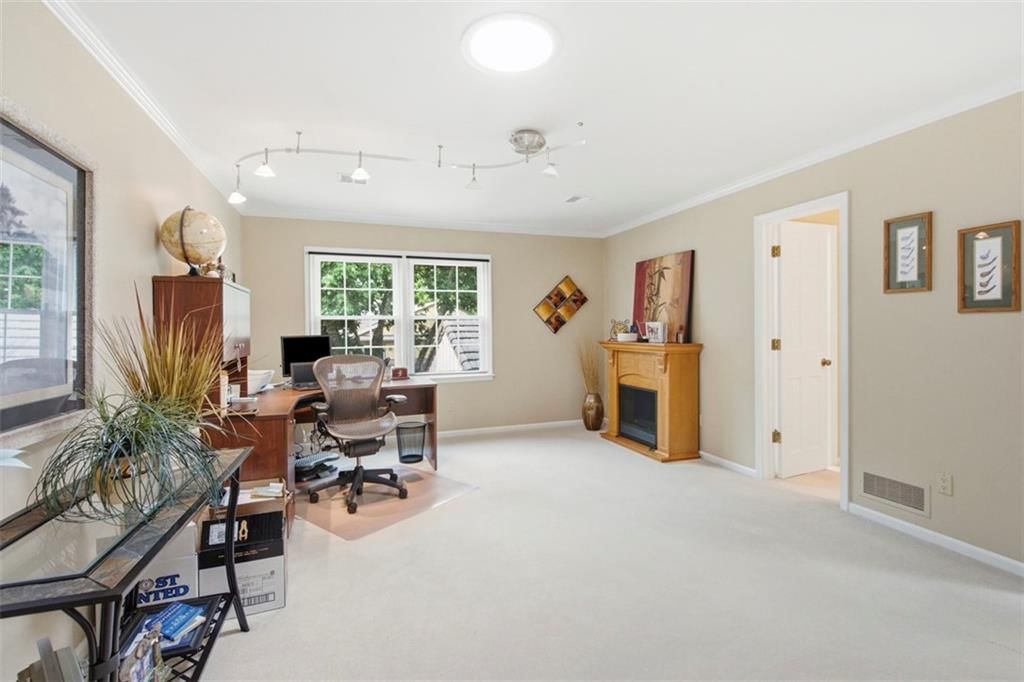12809 Cambridge Road — photo 39