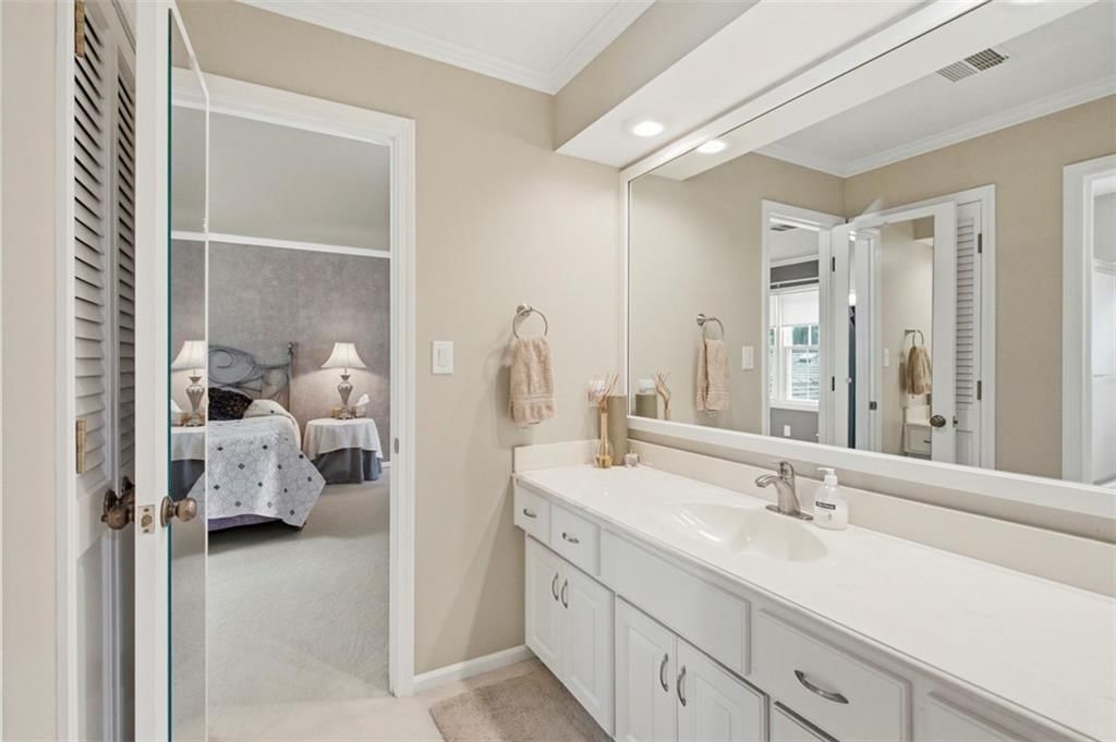 12809 Cambridge Road — photo 40