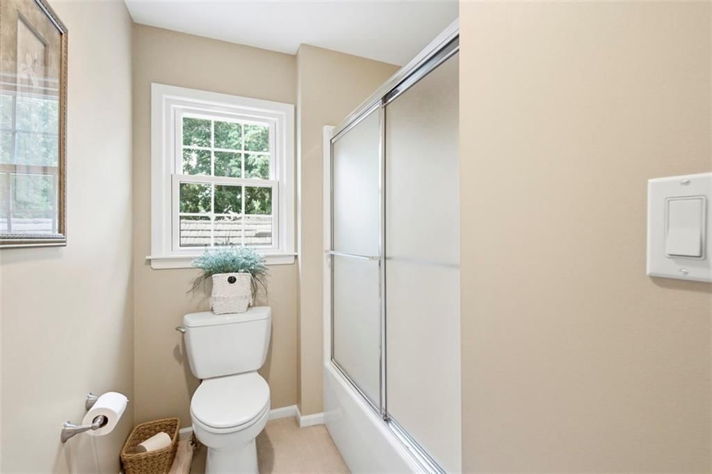 12809 Cambridge Road — photo 41