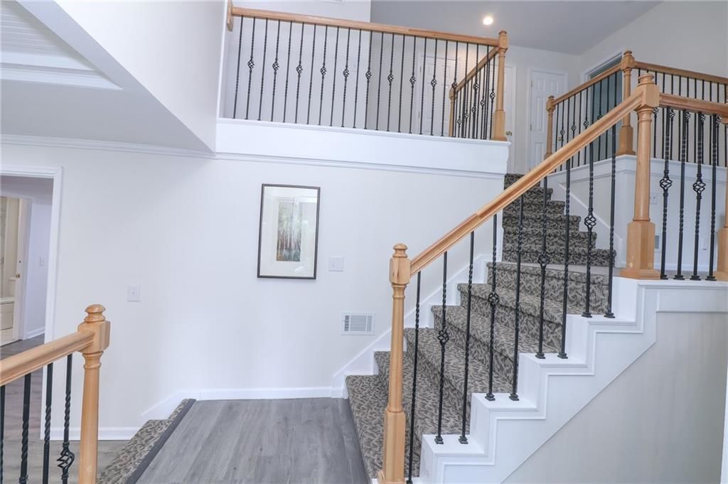16015 Meadow Lane — photo 11