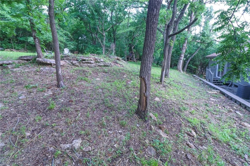 16015 Meadow Lane — photo 26