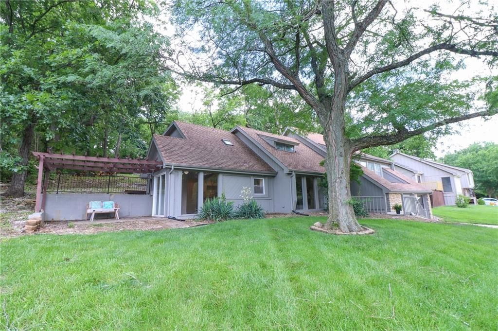 16015 Meadow Lane — photo 27