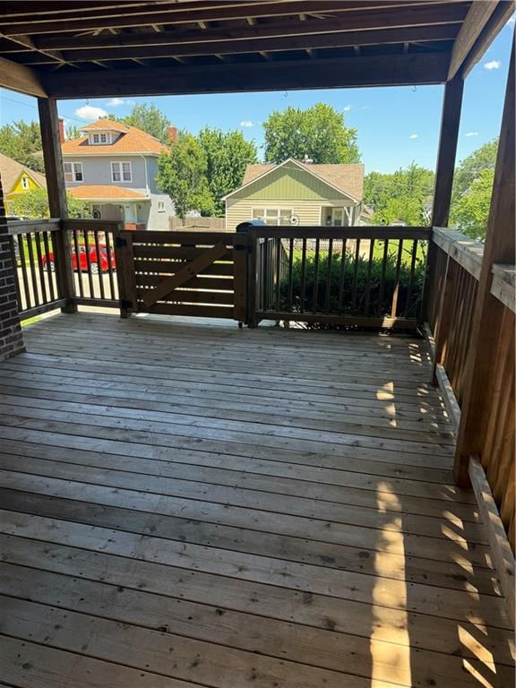 2424 Olive Street — photo 18