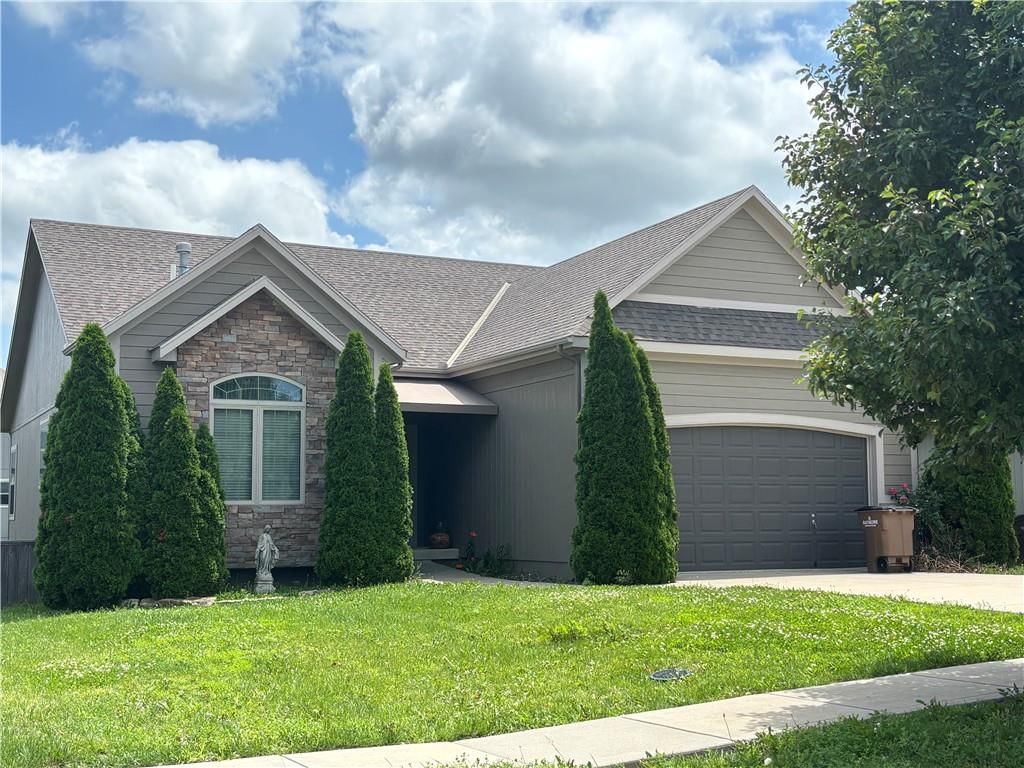 801 S Washington Street, Raymore, MO