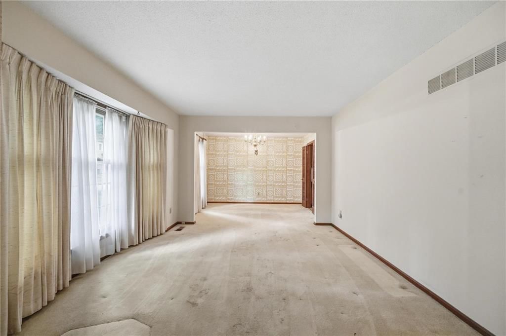 8100 Hauser Street — photo 6