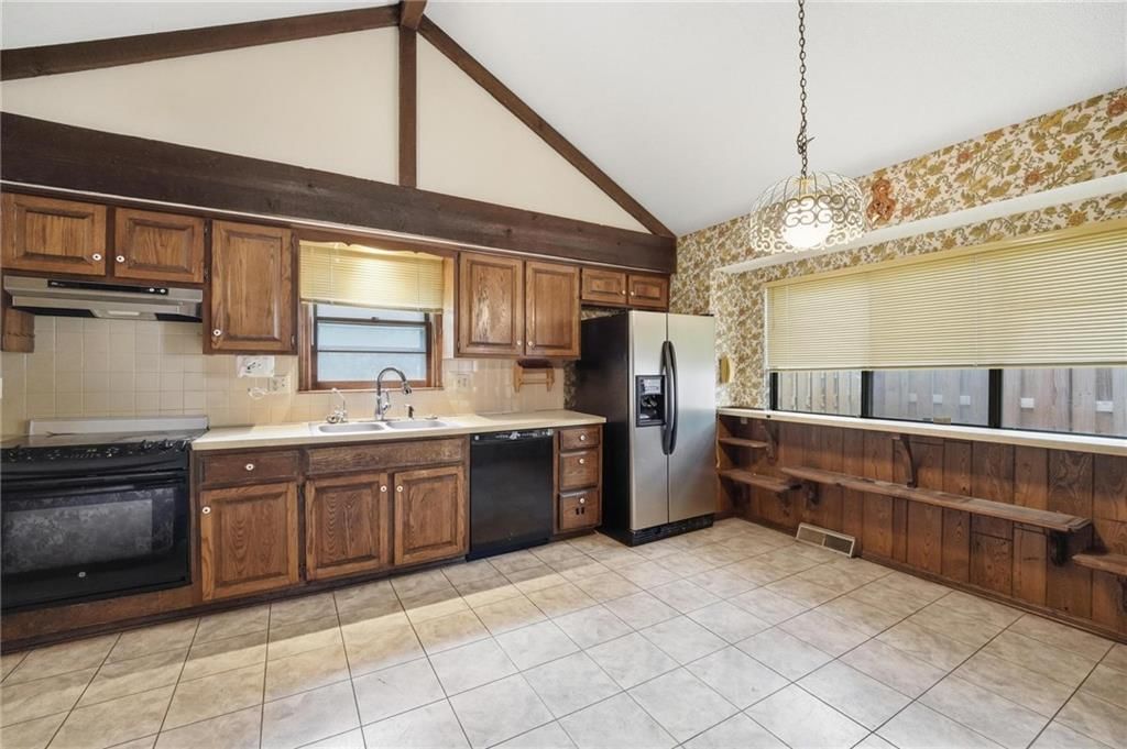 8100 Hauser Street — photo 13