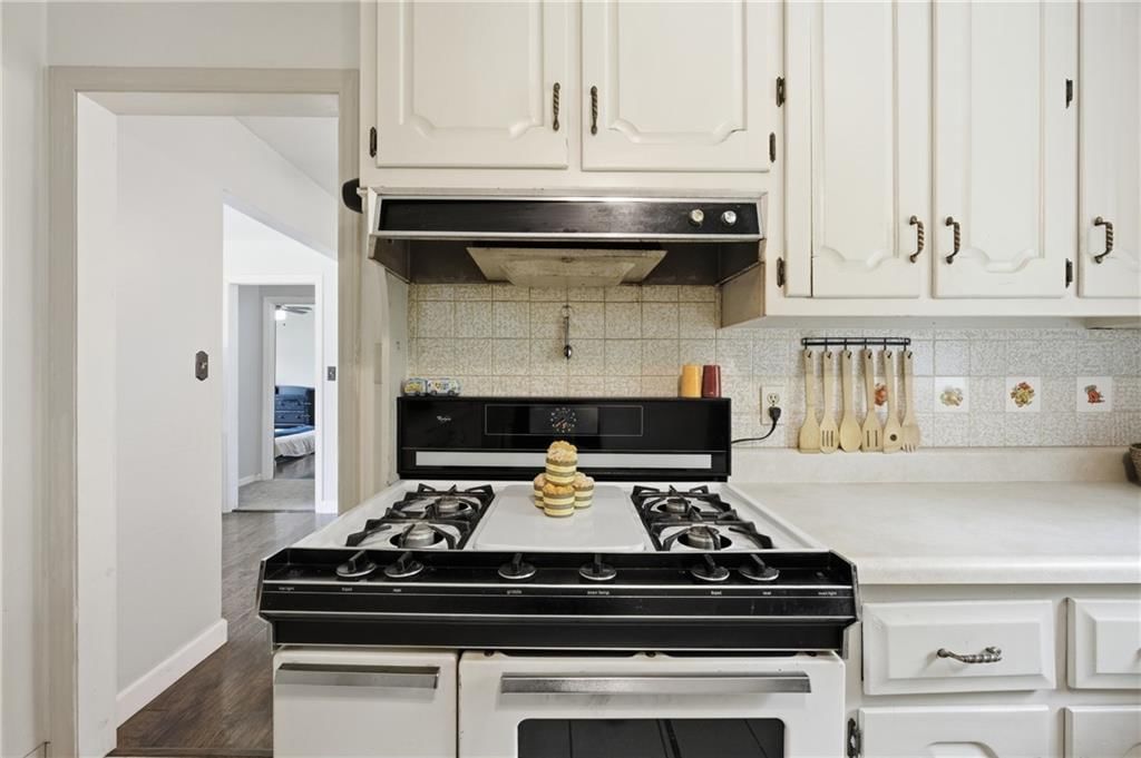 511 E 92nd Street — photo 33