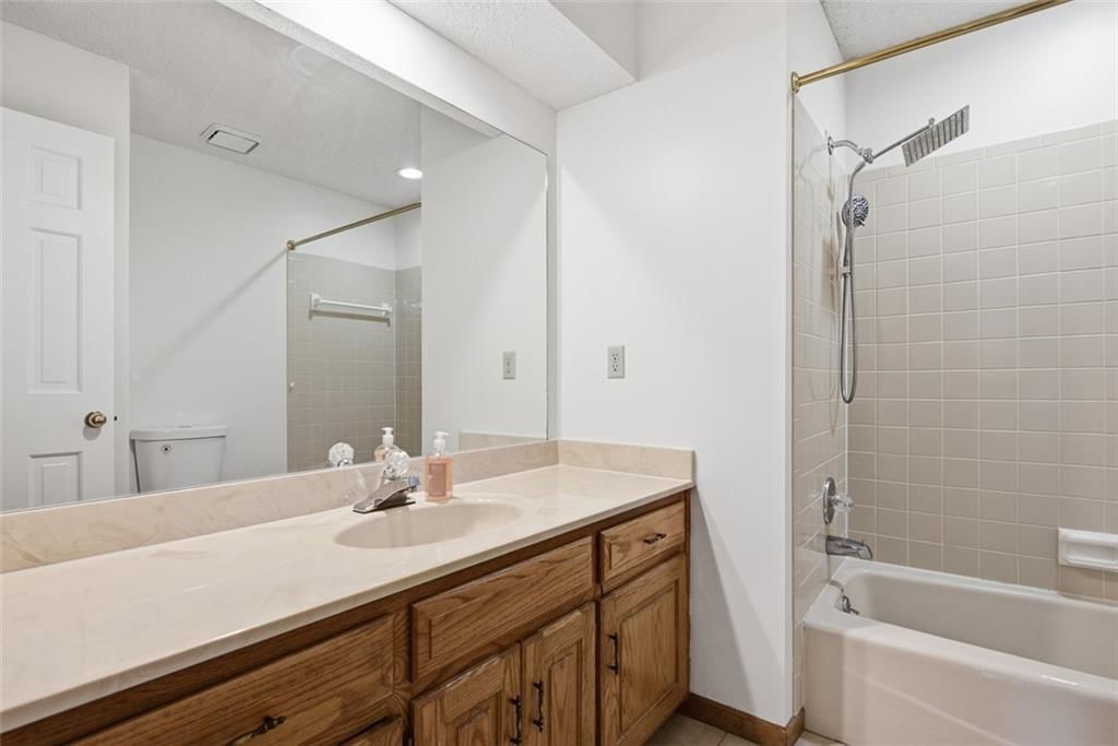 2123 NW 8th Street — photo 24