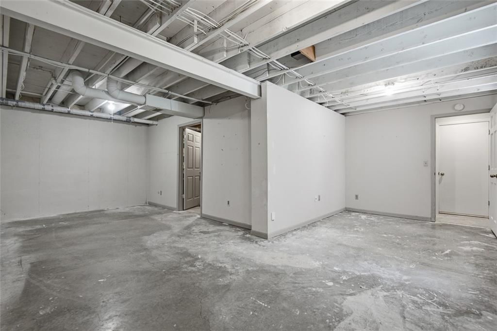 2123 NW 8th Street — photo 27
