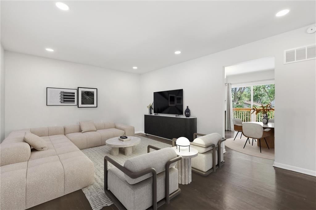 5012 Powell Avenue — photo 6