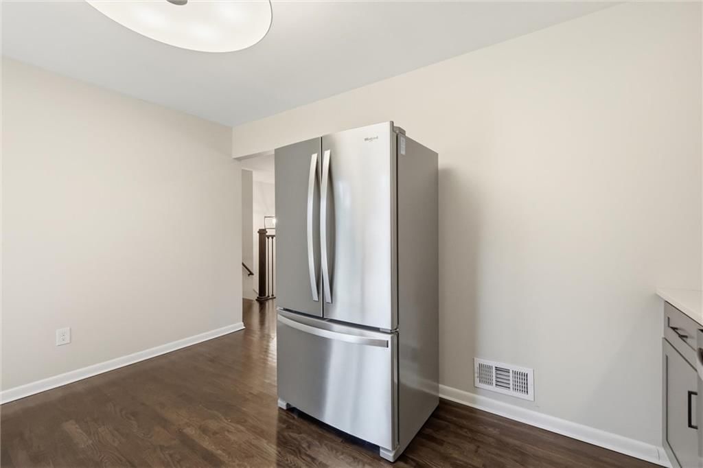 5012 Powell Avenue — photo 19