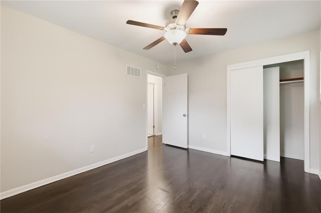 5012 Powell Avenue — photo 22