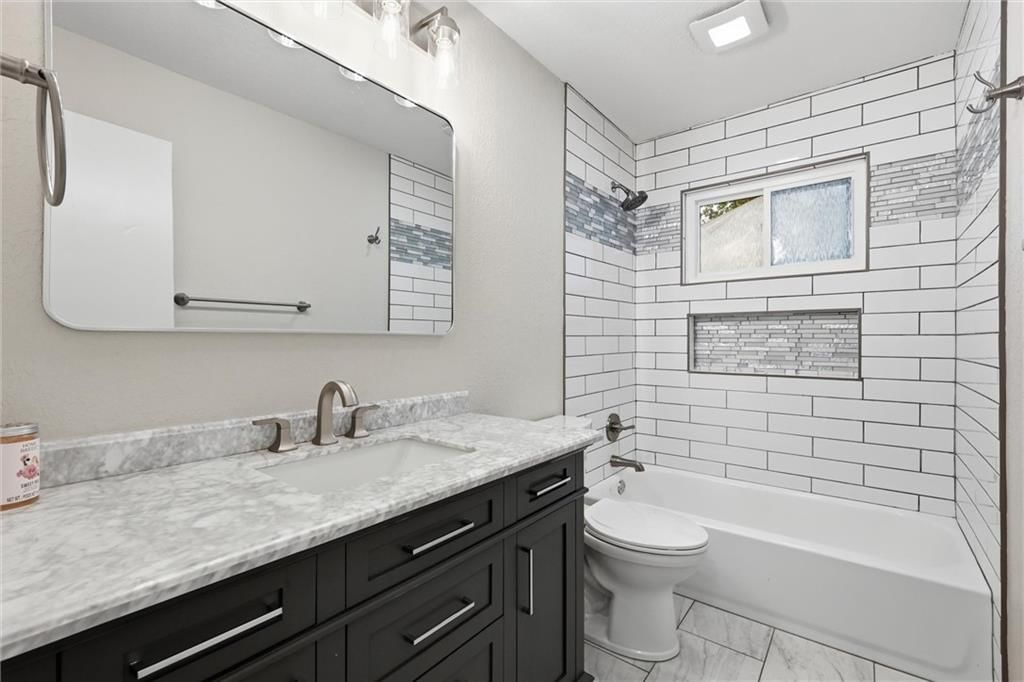 5012 Powell Avenue — photo 23