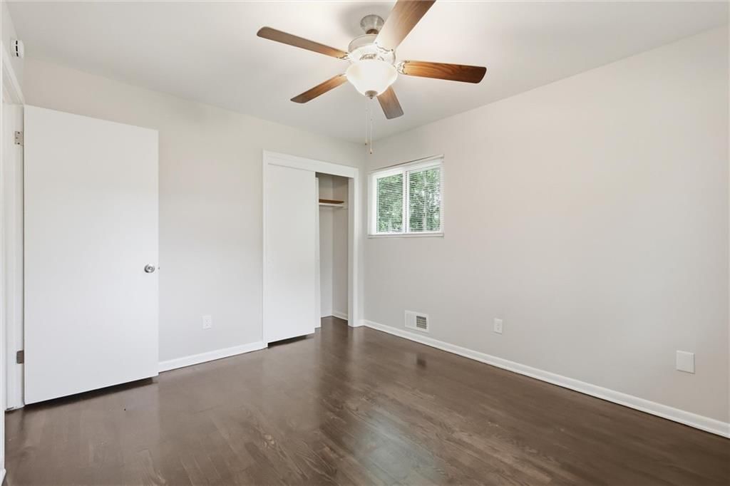 5012 Powell Avenue — photo 24